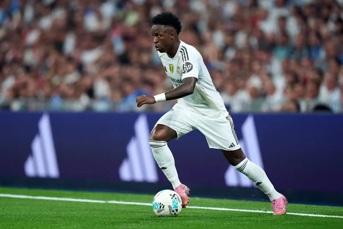 MADRID, SPAIN - AUGUST 19: Vinicius Junior of Real Madrid in action during the LaLiga EA Sports match between Real Madrid CF and CA Osasuna at Estadio Santiago Bernabeu on August 19, 2025 in Madrid, Spain. (Photo by Angel Martinez/Getty Images)