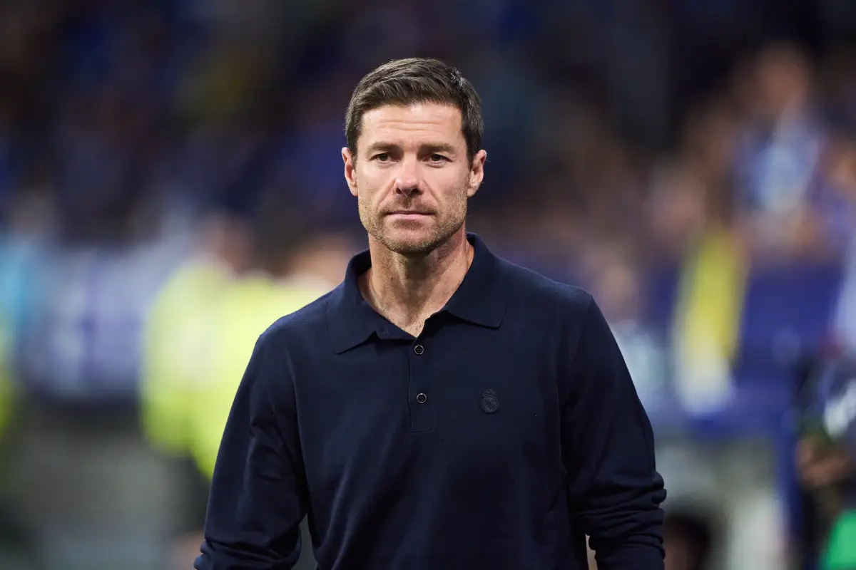 OVIEDO, SPAIN - AUGUST 24: Xabi Alonso, head coach of Real Madrid looks on prior to the LaLiga EA Sports match between Real Oviedo and Real Madrid CF at Carlos Tartiere on August 24, 2025 in Oviedo, Spain. (Photo by Juan Manuel Serrano Arce/Getty Images)