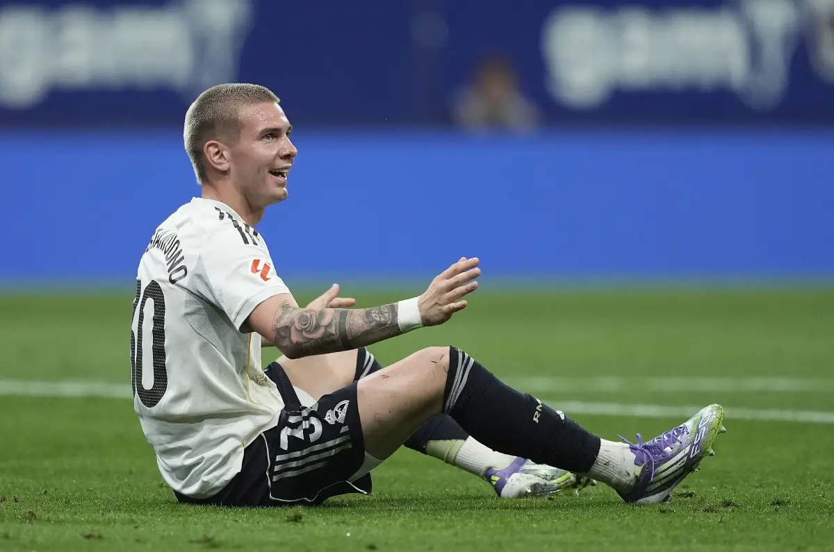 OVIEDO, SPAIN - AUGUST 24: Franco Mastantuono of Real Madrid reacts during the LaLiga EA Sports match between Real Oviedo and Real Madrid CF at Carlos Tartiere on August 24, 2025 in Oviedo, Spain. (Photo by Juan Manuel Serrano Arce/Getty Images)