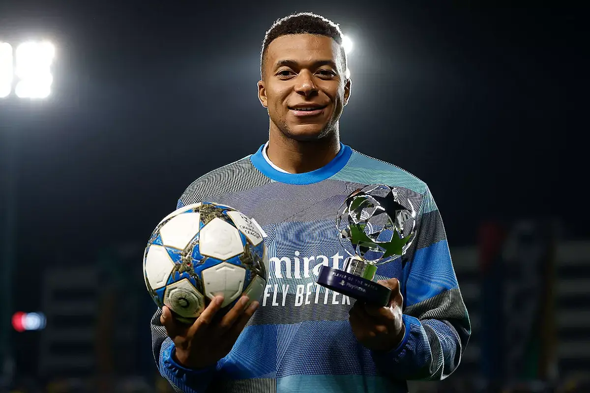 Mbappé : "Mon travail est d'aider l'équipe, je ne pense qu'à cela" (realmadrid.com)