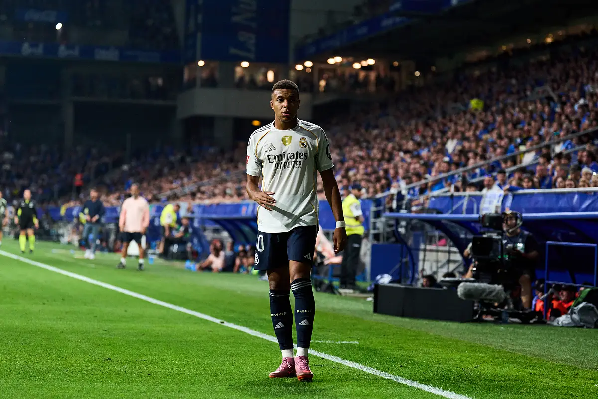 Mbappé a été victime de racisme lors du match au Real Oviedo (Photo by Juan Manuel Serrano Arce/Getty Images).
