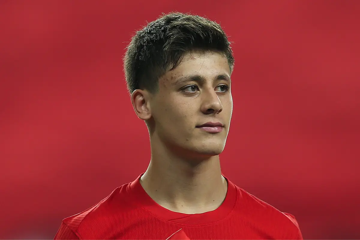 SAMSUN, TURKEY - OCTOBER 11: Arda Güler of Turkey looks on during the UEFA Nations League 2024/25 League B Group B4 match between Turkiye and Montenegro at Samsun Stadium on October 11, 2024 in Samsun, Turkey. (Photo by Ahmad Mora/Getty Images)