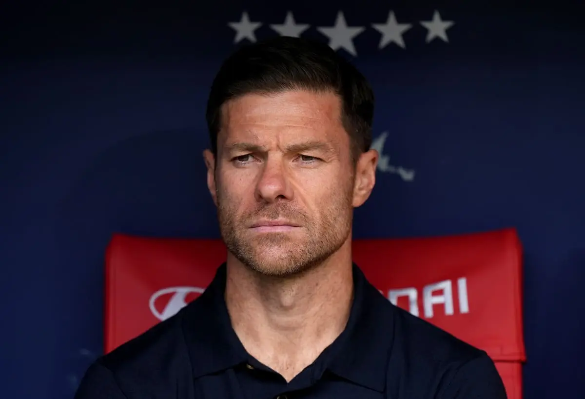 MADRID, SPAIN - SEPTEMBER 27: Xabi Alonso, Head Coach of Real Madrid, looks on during the LaLiga EA Sports match between Atletico de Madrid and Real Madrid CF at Riyadh Air Metropolitano on September 27, 2025 in Madrid, Spain. (Photo by Angel Martinez/Getty Images).