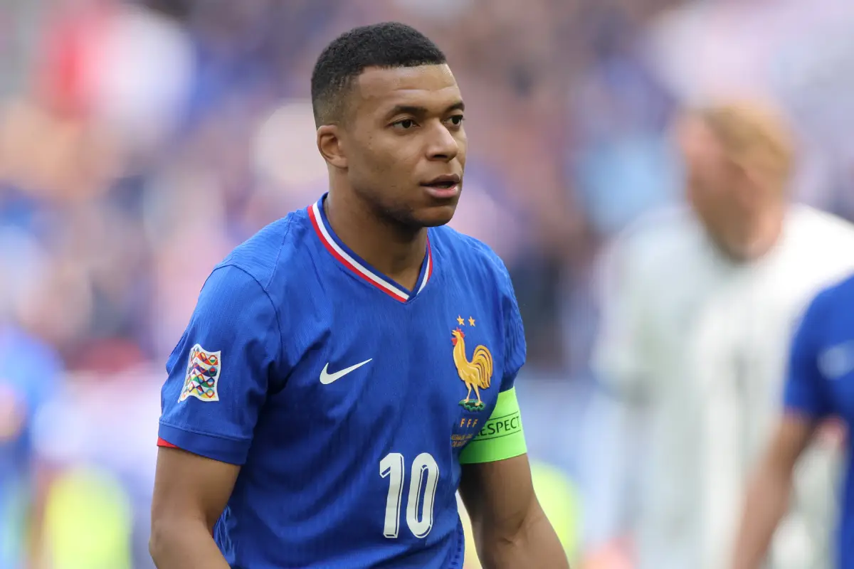 La conférence de presse de Mbappé avant le match face à l'Ukraine (Photo by Alex Grimm/Getty Images)