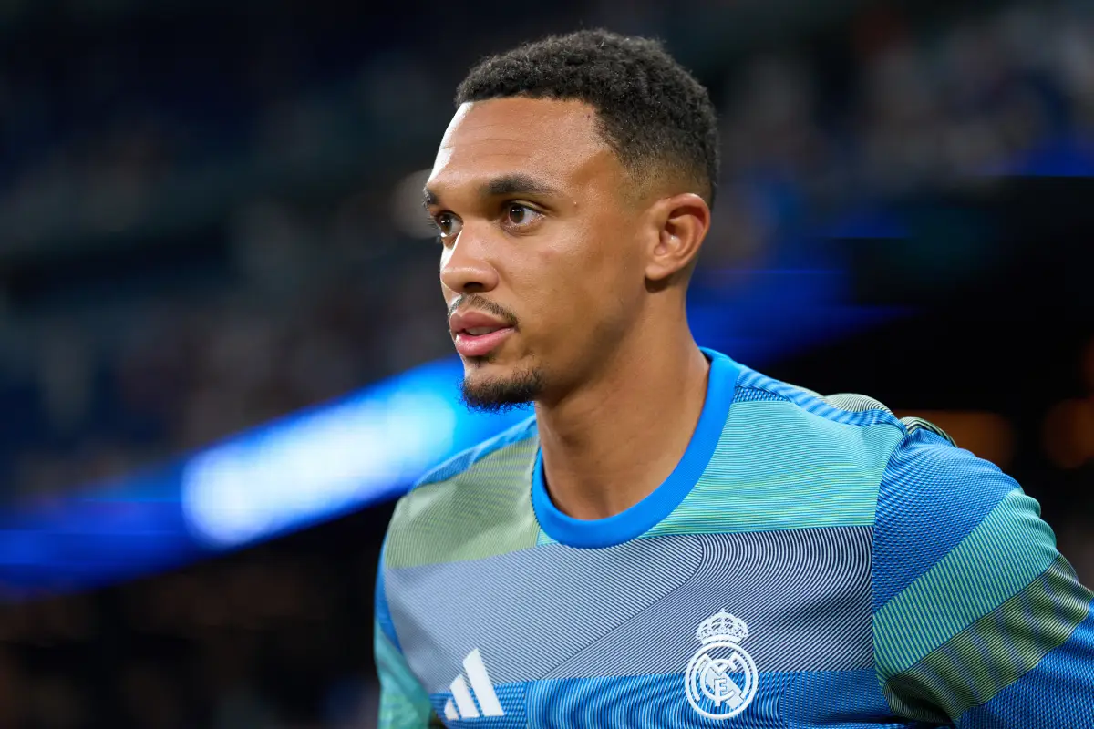 MADRID, SPAIN - AUGUST 19: Trent Alexander-Arnold of Real Madrid warms up prior to the LaLiga EA Sports match between Real Madrid CF and CA Osasuna at Estadio Santiago Bernabeu on August 19, 2025 in Madrid, Spain. (Photo by Angel Martinez/Getty Images)