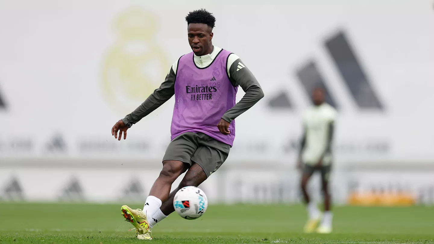 Vinicius Jr à l'entraînement avec le Real Madrid (realmadrid.com)