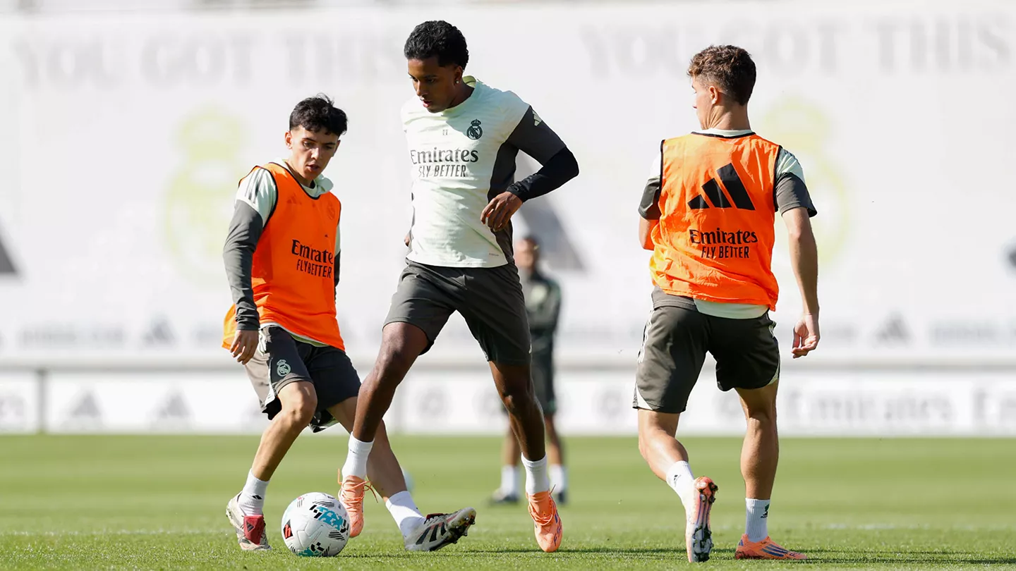 Rodrygo à l'entraînement avec le Real Madrid (realmadrid.com)