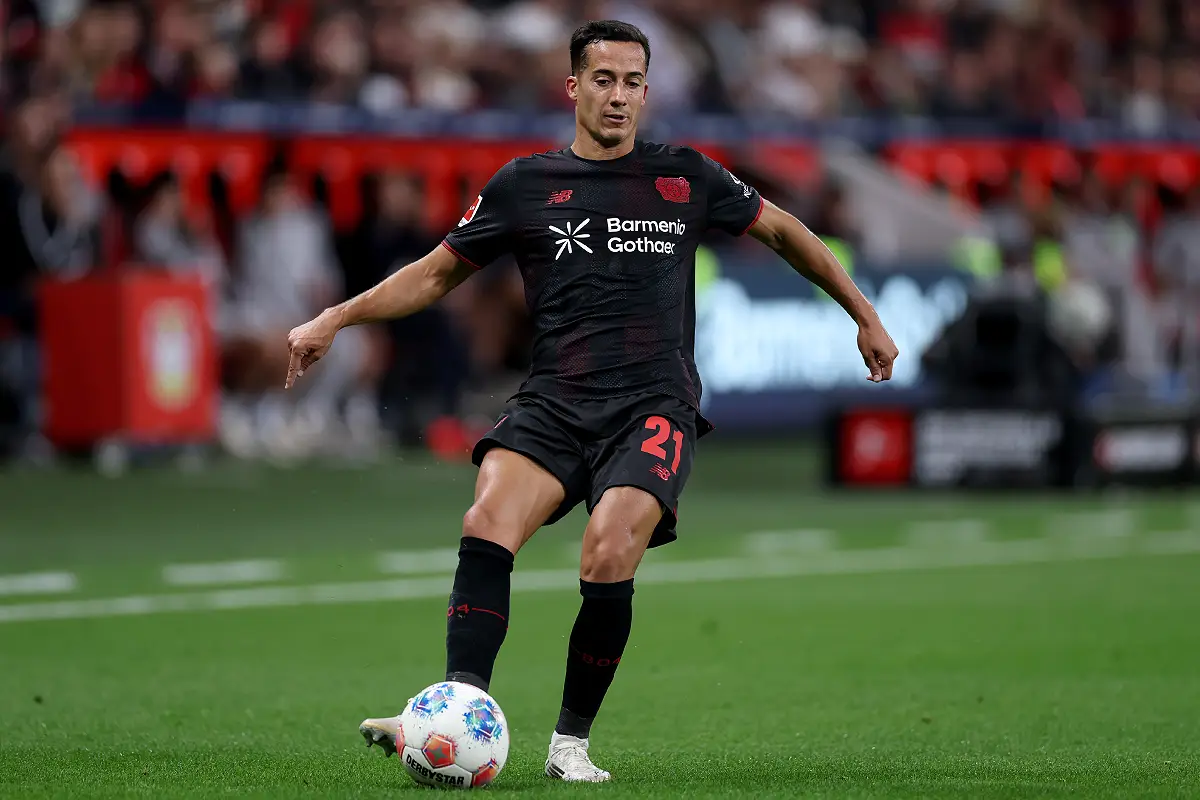 Lucas Vazquez avec le Bayer Leverkusen le 12 septembre (Photo by Lars Baron/Getty Images).