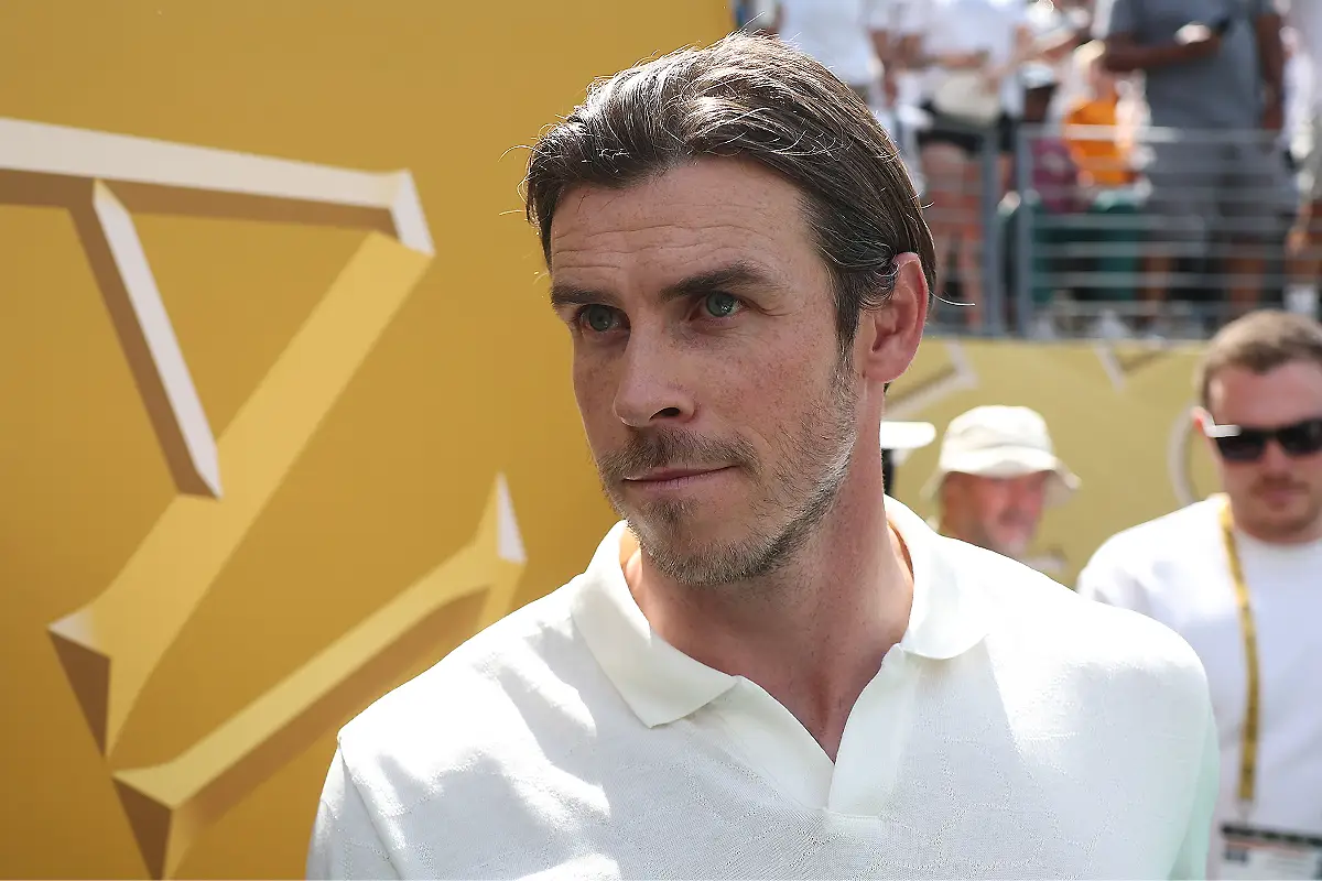 EAST RUTHERFORD, NEW JERSEY - JULY 09: Former Real Madrid C. F. footballer Gareth Bale looks on prior to the FIFA Club World Cup 2025 semi-final match between Paris Saint-Germain and Real Madrid CF at MetLife Stadium on July 09, 2025 in East Rutherford, New Jersey. (Photo by Buda Mendes/Getty Images)
