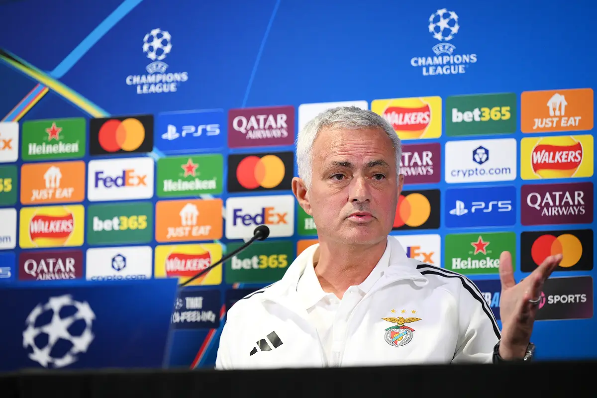 LONDON, ENGLAND - SEPTEMBER 29: Jose Mourinho, Head Coach of SL Benfica reacts as he speaks to the media during a SL Benfica Press Conference at Stamford Bridge on September 29, 2025 in London, England. (Photo by Alex Broadway/Getty Images)