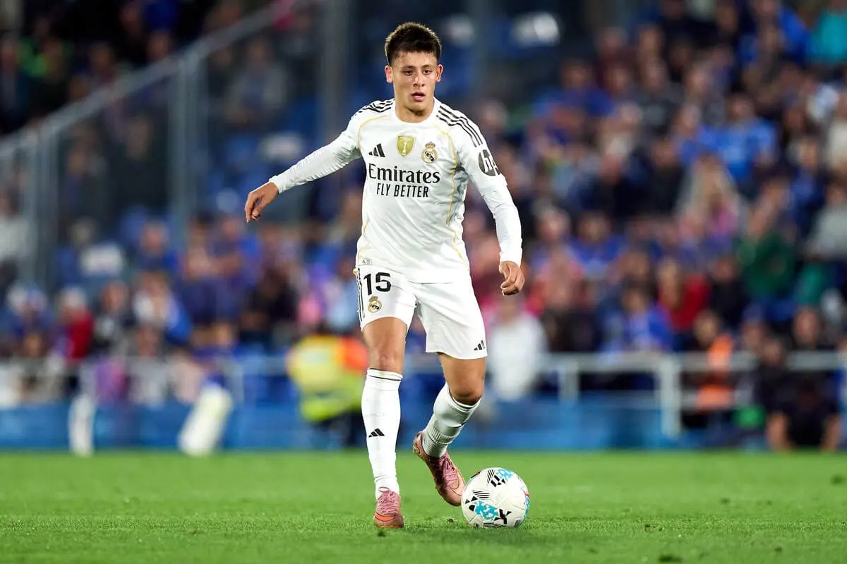 GETAFE, SPAIN - OCTOBER 19: Arda Guler of Real Madrid in action during the LaLiga EA Sports match between Getafe CF and Real Madrid CF at Coliseum Alfonso Perez on October 19, 2025 in Getafe, Spain. (Photo by Angel Martinez/Getty Images).