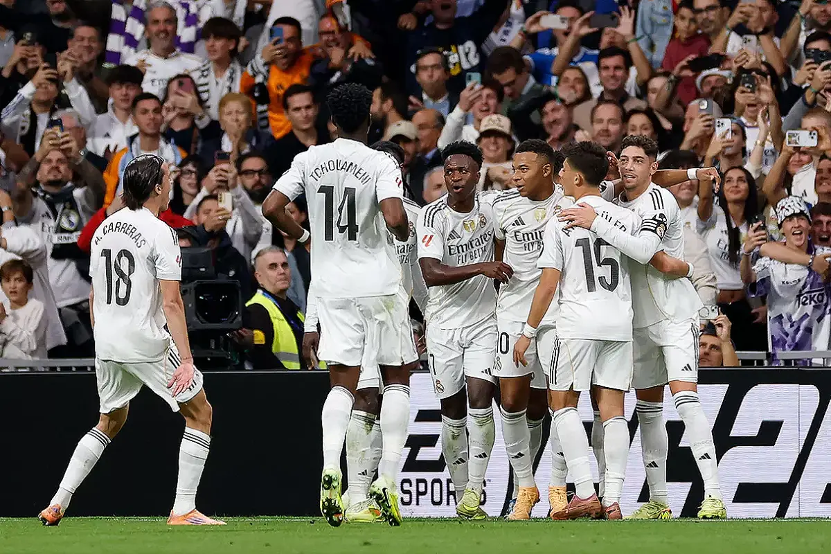 Comment le Real Madrid a fait déjouer le Barça au Clásico (realmadrid.com)