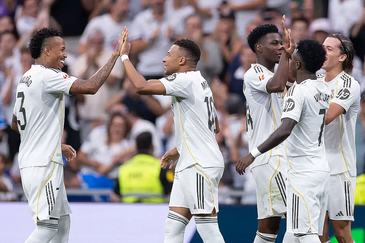 Le groupe du Real Madrid pour le Clásico (realmadrid.com)