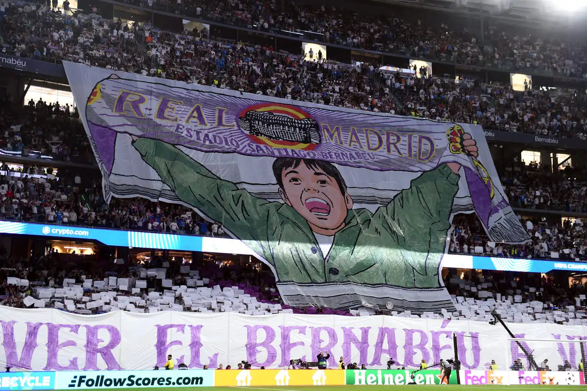 MADRID, SPAIN - OCTOBER 22: Fans of Real Madrid unveil a tifo prior to the UEFA Champions League 2025/26 League Phase MD3 match between Real Madrid C.F. and Juventus at Estadio Santiago Bernabeu on October 22, 2025 in Madrid, Spain. (Photo by Denis Doyle/Getty Images)