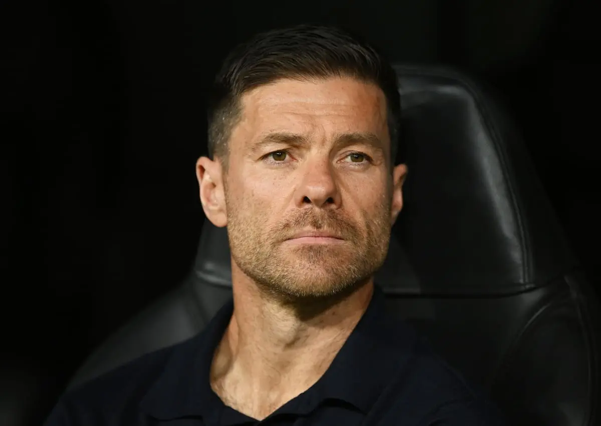 MADRID, SPAIN - OCTOBER 22: Xabi Alonso, Head Coach of Real Madrid, looks on prior to the UEFA Champions League 2025/26 League Phase MD3 match between Real Madrid C.F. and Juventus at Estadio Santiago Bernabeu on October 22, 2025 in Madrid, Spain. (Photo by Denis Doyle/Getty Images).