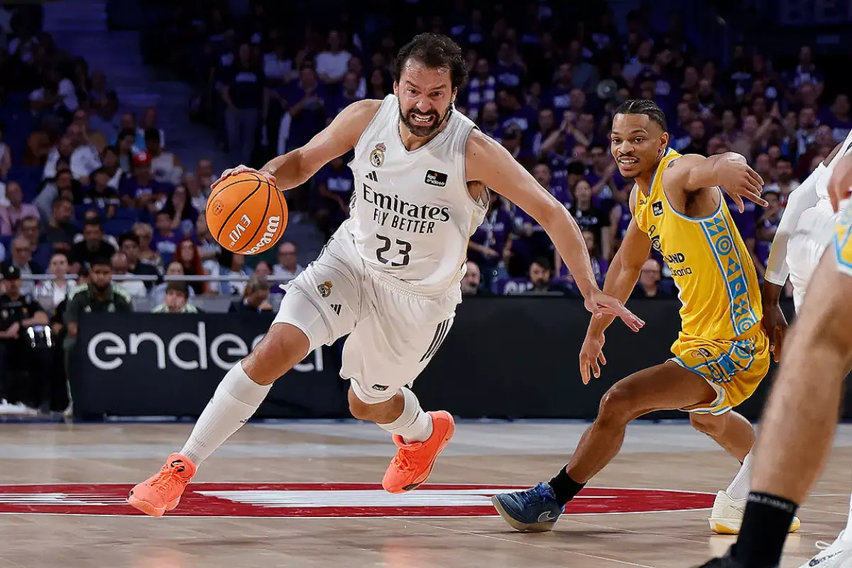 Sergio Llull entre dans l'histoire de la Liga Endesa (realmadrid.com)