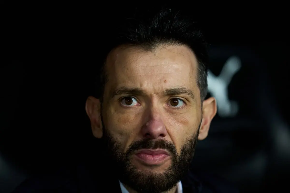 VALENCIA, SPAIN - JANUARY 03: Carlos Corberan, Head Coach of Valencia CF, looks on prior to the LaLiga match between Valencia CF and Real Madrid CF at Estadio Mestalla on January 03, 2025 in Valencia, Spain. (Photo by Aitor Alcalde/Getty Images)