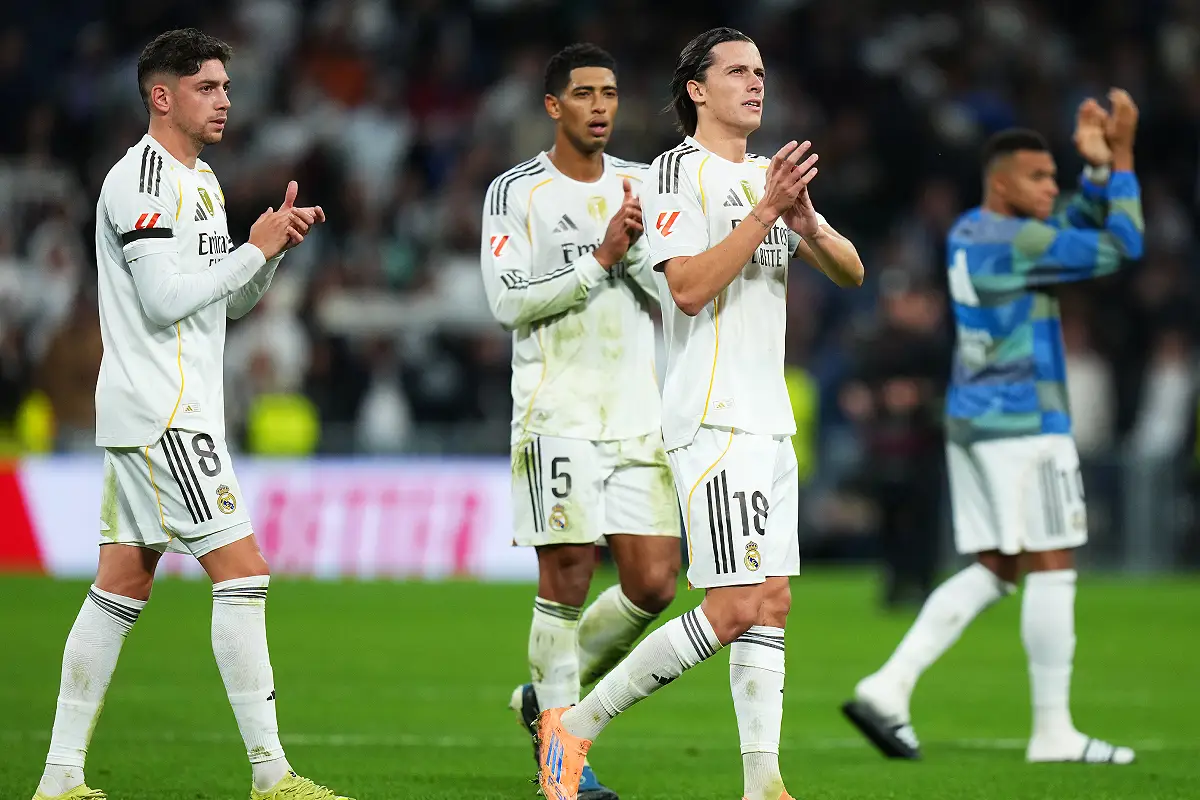MADRID, SPAIN - NOVEMBER 01: Alvaro Carreras of Real Madrid applauds the fans after the team's victory in the LaLiga EA Sports match between Real Madrid CF and Valencia CF at Estadio Santiago Bernabeu on November 01, 2025 in Madrid, Spain. (Photo by Angel Martinez/Getty Images)