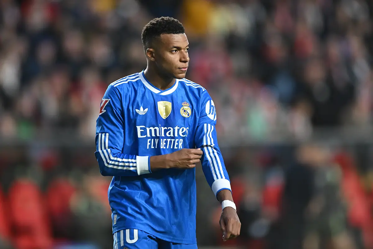 Mbappé avec le Real Madrid (Photo by Denis Doyle/Getty Images).