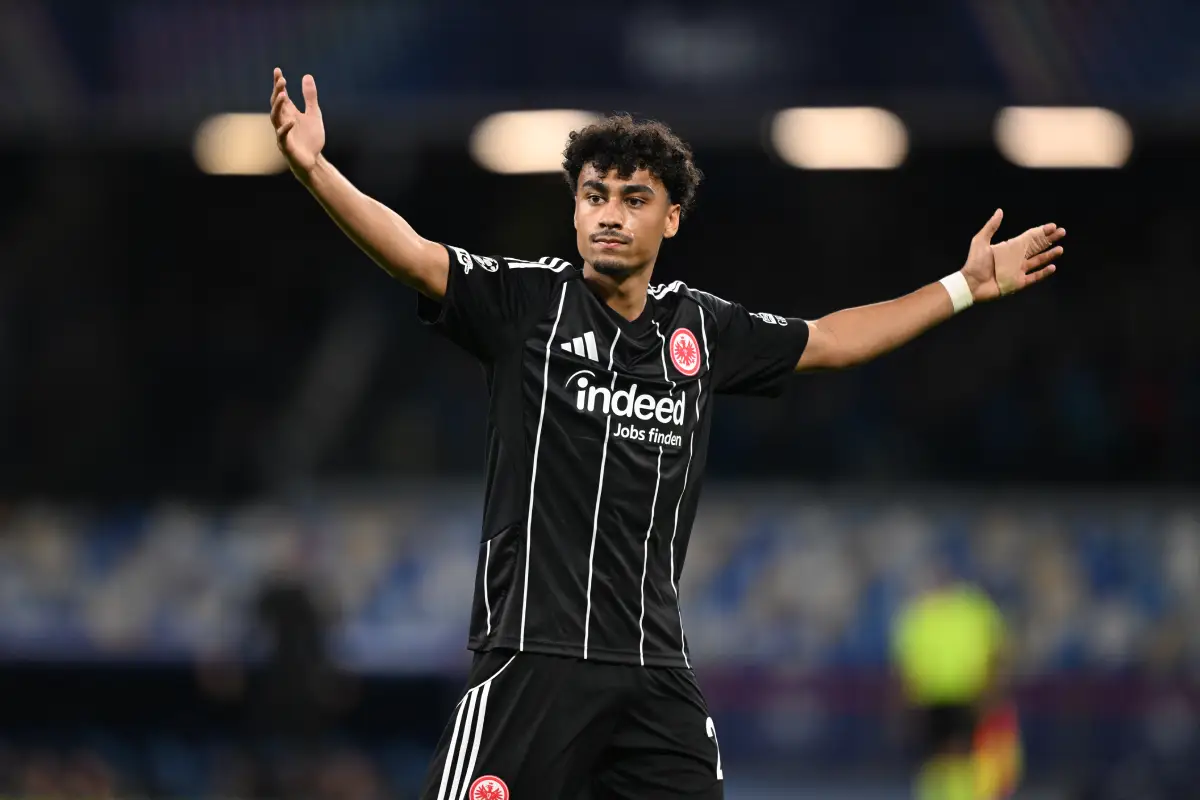 NAPLES, ITALY - NOVEMBER 04: Nathaniel Brown of Eintracht Frankfurt during the UEFA Champions League 2025/26 League Phase MD4 match between SSC Napoli and Eintracht Frankfurt at Stadio Diego Armando Maradona on November 04, 2025 in Naples, Italy. (Photo by Francesco Pecoraro/Getty Images)