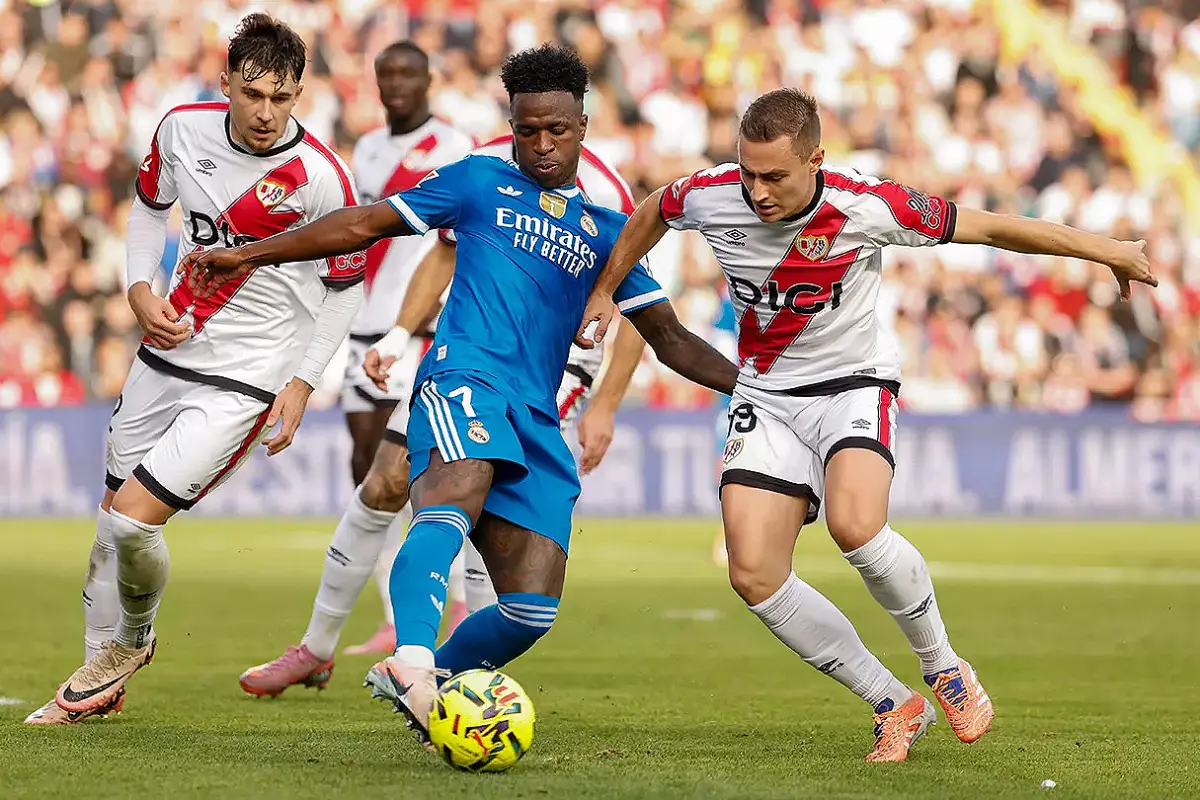 Comment le Real Madrid a égaré 2 points à Vallecas (realmadrid.com)