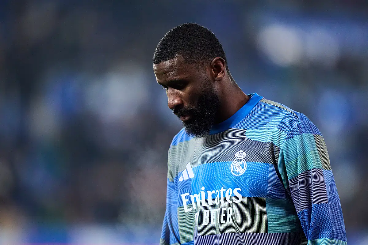 Antonio Rüdiger avec le Real Madrid le 14 décembre (Photo by Juan Manuel Serrano Arce/Getty Images).