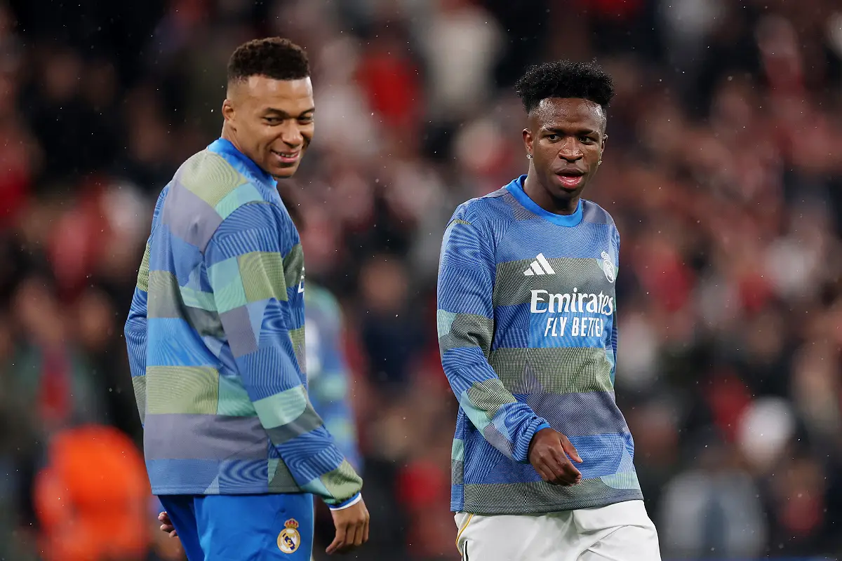 Mbappé et Vinicius Jr en Ligue des champions (Photo by Carl Recine/Getty Images).