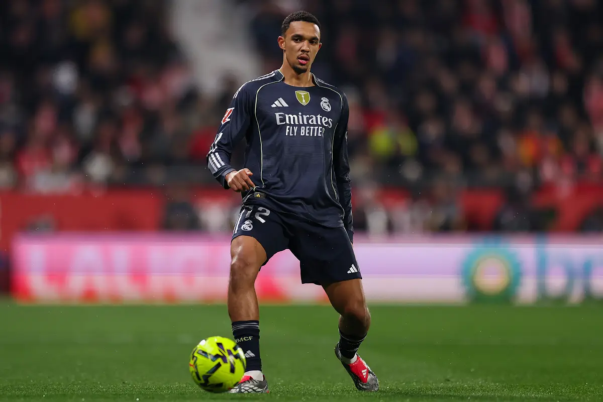 GIRONA, SPAIN - NOVEMBER 30: Trent Alexander-Arnold of Real Madrid CF runs with the ball during the LaLiga EA Sports match between Girona FC and Real Madrid CF at Montilivi Stadium on November 30, 2025 in Girona, Spain. (Photo by Judit Cartiel/Getty Images)
