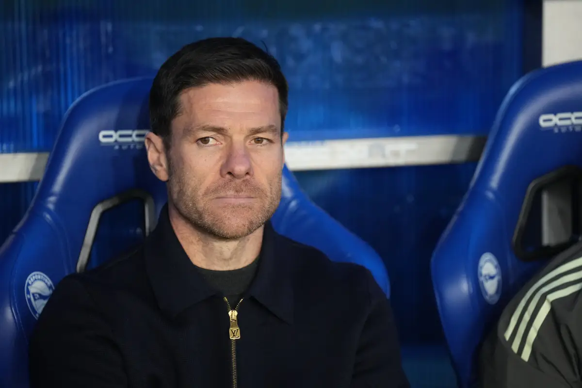 VITORIA-GASTEIZ, SPAIN - DECEMBER 14: Xabi Alonso, Head Coach of Real Madrid, looks on prior to the LaLiga EA Sports match between Deportivo Alaves and Real Madrid CF at Estadio de Mendizorroza on December 14, 2025 in Vitoria-Gasteiz, Spain. (Photo by Juan Manuel Serrano Arce/Getty Images)