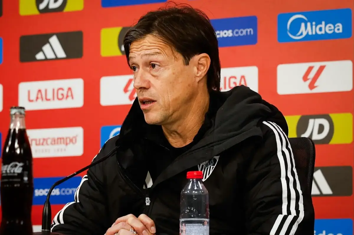 "Je défendrai toujours un collègue", Matias Almeyda monte au créneau pour Alonso (sevillafc.es)