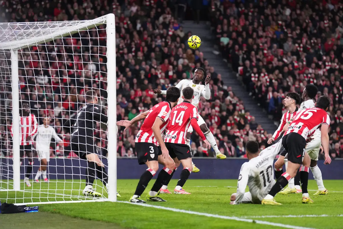 BILBAO, SPAIN - DECEMBER 03: Eduardo Camavinga of Real Madrid scores his team's second goal during the LaLiga EA Sports match between Athletic Club and Real Madrid CF at Estadio de San Mames on December 03, 2025 in Bilbao, Spain. (Photo by Juan Manuel Serrano Arce/Getty Images)