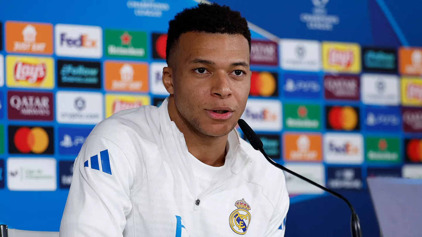 Kylian Mbappé en conférence de presse avant Real Madrid-Monaco (realmadrid.com)