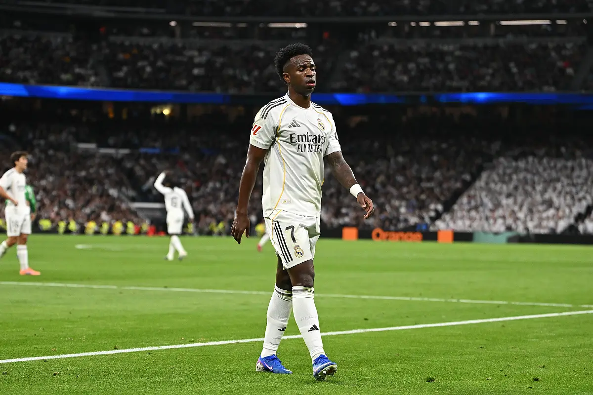 Vinicius Jr lors du match face au Real Betis (Photo by Denis Doyle/Getty Images).