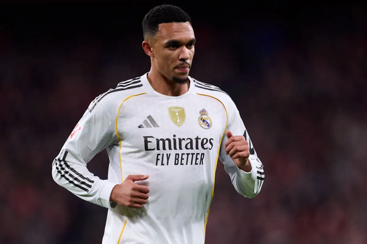 BILBAO, SPAIN - DECEMBER 03: Trent Alexander Arnold of Real Madrid looks on during the LaLiga EA Sports match between Athletic Club and Real Madrid CF at Estadio de San Mames on December 03, 2025 in Bilbao, Spain. (Photo by Juan Manuel Serrano Arce/Getty Images).