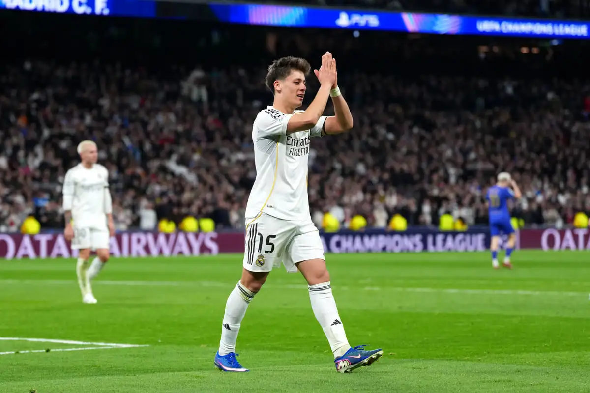 MADRID, SPAIN - JANUARY 20: Arda Gueler of Real Madrid celebrates his side's fourth goal, an own goal by Thilo Kehrer of AS Monaco (not pictured), during the UEFA Champions League 2025/26 League Phase MD7 match between Real Madrid C.F. and AS Monaco at Estadio Santiago Bernabeu on January 20, 2026 in Madrid, Spain. (Photo by Aitor Alcalde/Getty Images).