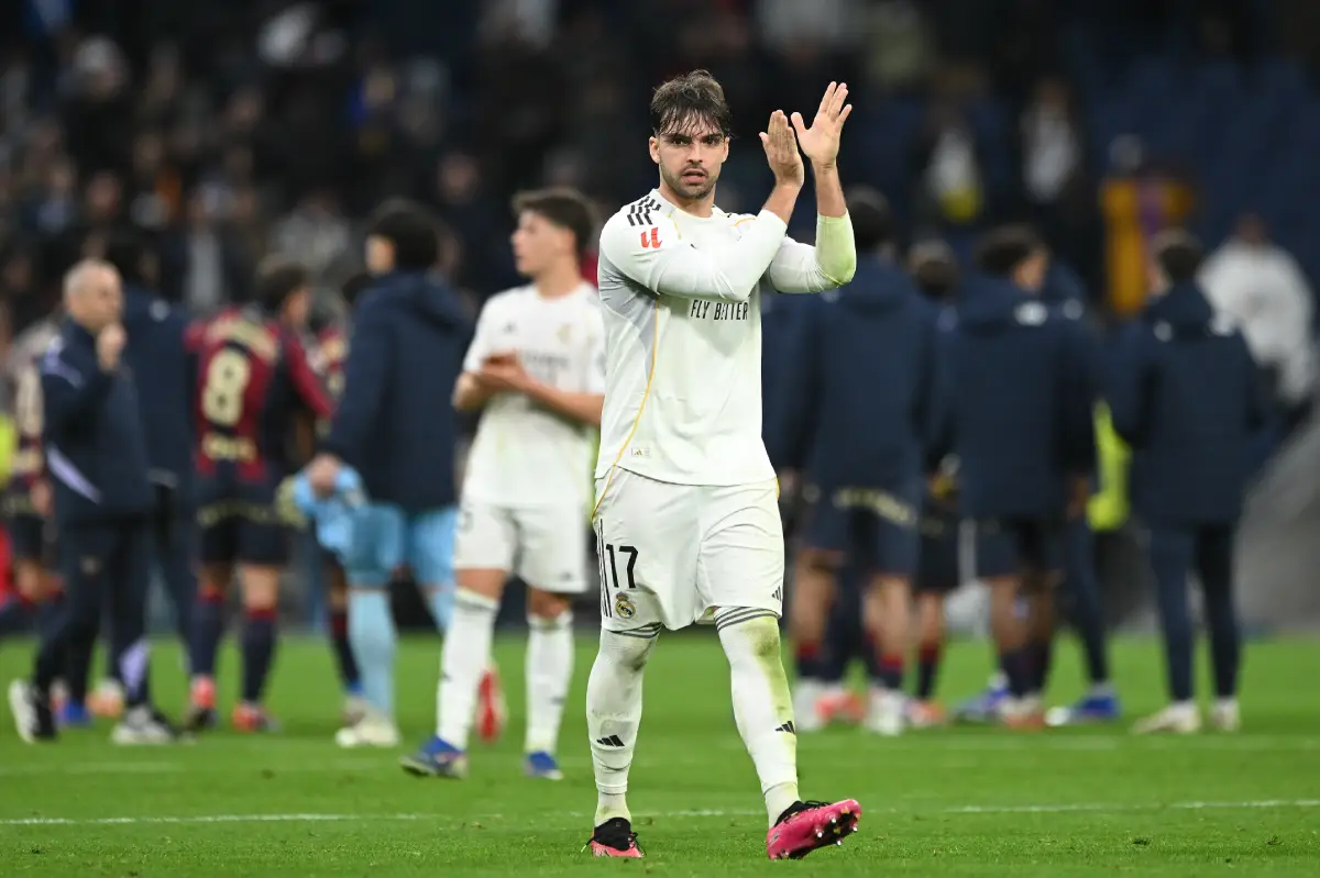 MADRID, SPAIN - JANUARY 17: Raul Asensio of Real Madridapplauds fans after the LaLiga EA Sports match between Real Madrid CF and Levante UD at Estadio Santiago Bernabeu on January 17, 2026 in Madrid, Spain. (Photo by Denis Doyle/Getty Images)