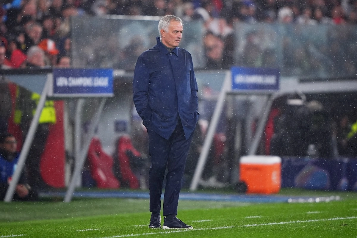 LISBON, PORTUGAL - JANUARY 28: Jose Mourinho, Head Coach of Benfica, looks on during the UEFA Champions League 2025/26 League Phase MD8 match between SL Benfica and Real Madrid C.F. at Estadio do SL Benfica on January 28, 2026 in Lisbon, Portugal. (Photo by Jose Manuel Alvarez Rey/Getty Images)