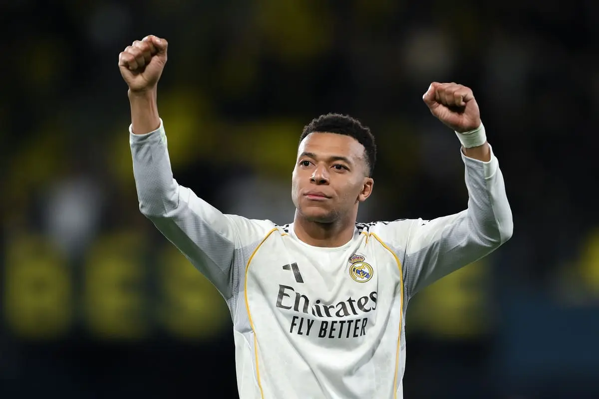 VILLARREAL, SPAIN - JANUARY 24: Kylian Mbappe of Real Madrid celebrates at the end of the LaLiga EA Sports match between Villarreal CF and Real Madrid CF at Estadio de la Ceramica on January 24, 2026 in Villarreal, Spain. (Photo by David Ramos/Getty Images).