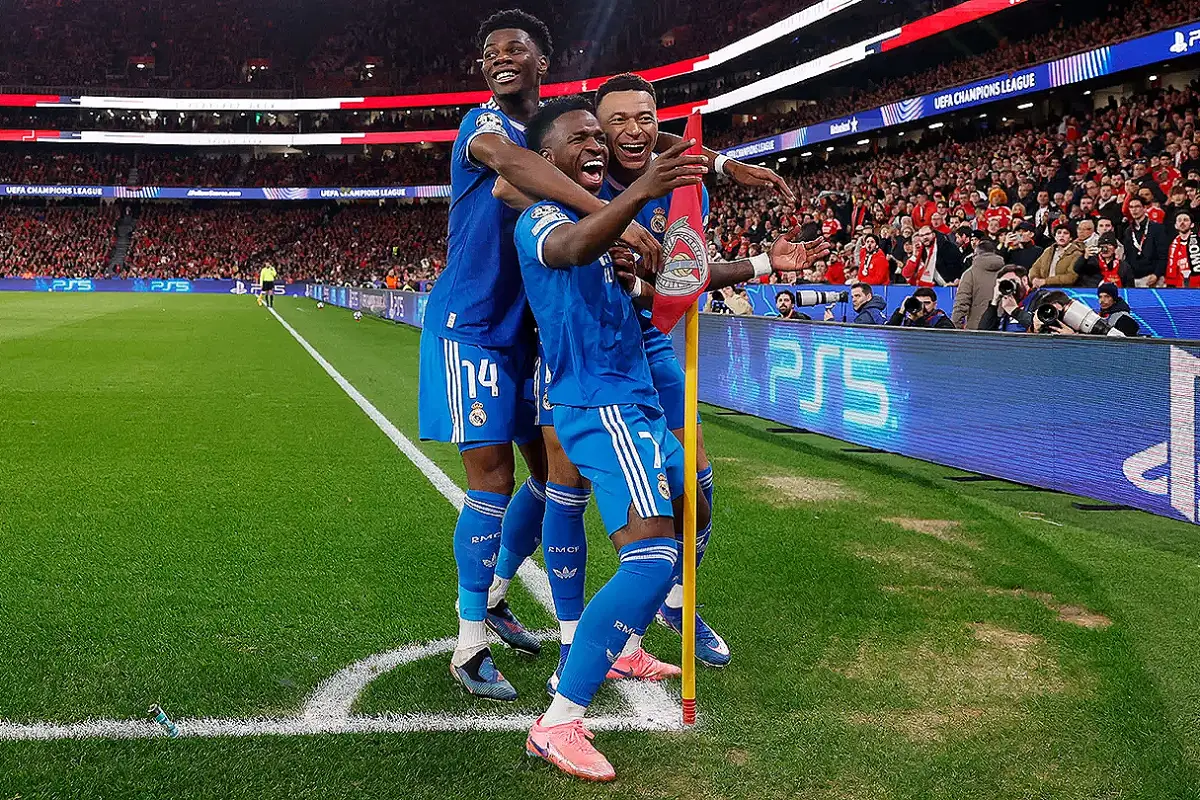 Le Real Madrid prend une option sur la qualification après sa victoire à Lisbonne (realmadrid.com)