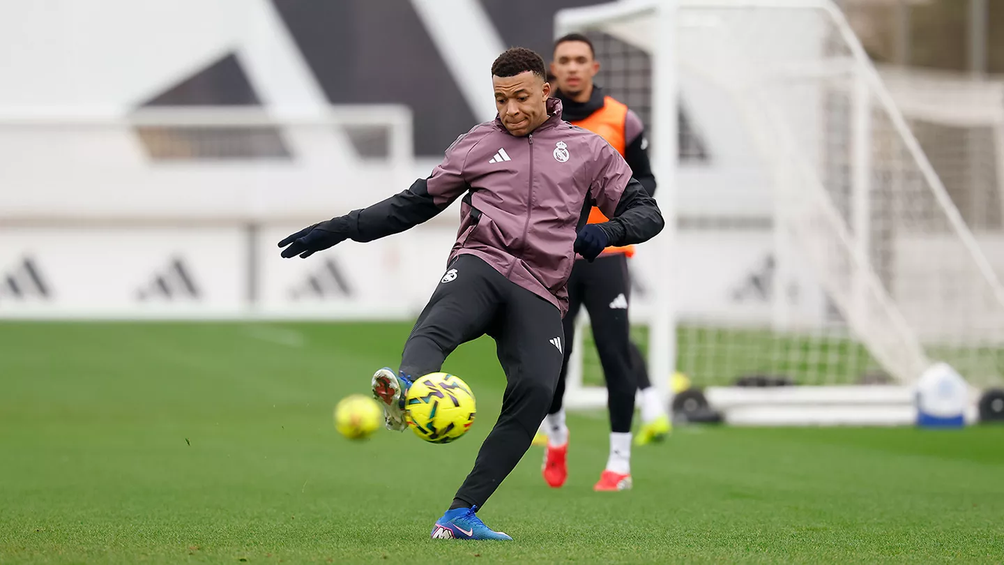 Kylian Mbappé de retour à l'entraînement avec le Real Madrid (realmadrid.com)