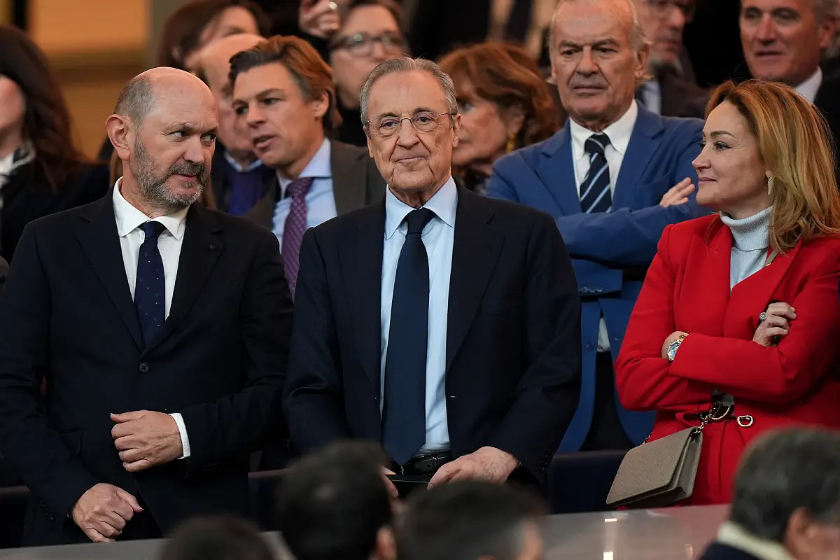 Rafael Louzan et Florentino Pérez lors de Real Madrid-Celta de Vigo en janvier 2025 (Photo by Angel Martinez/Getty Images).