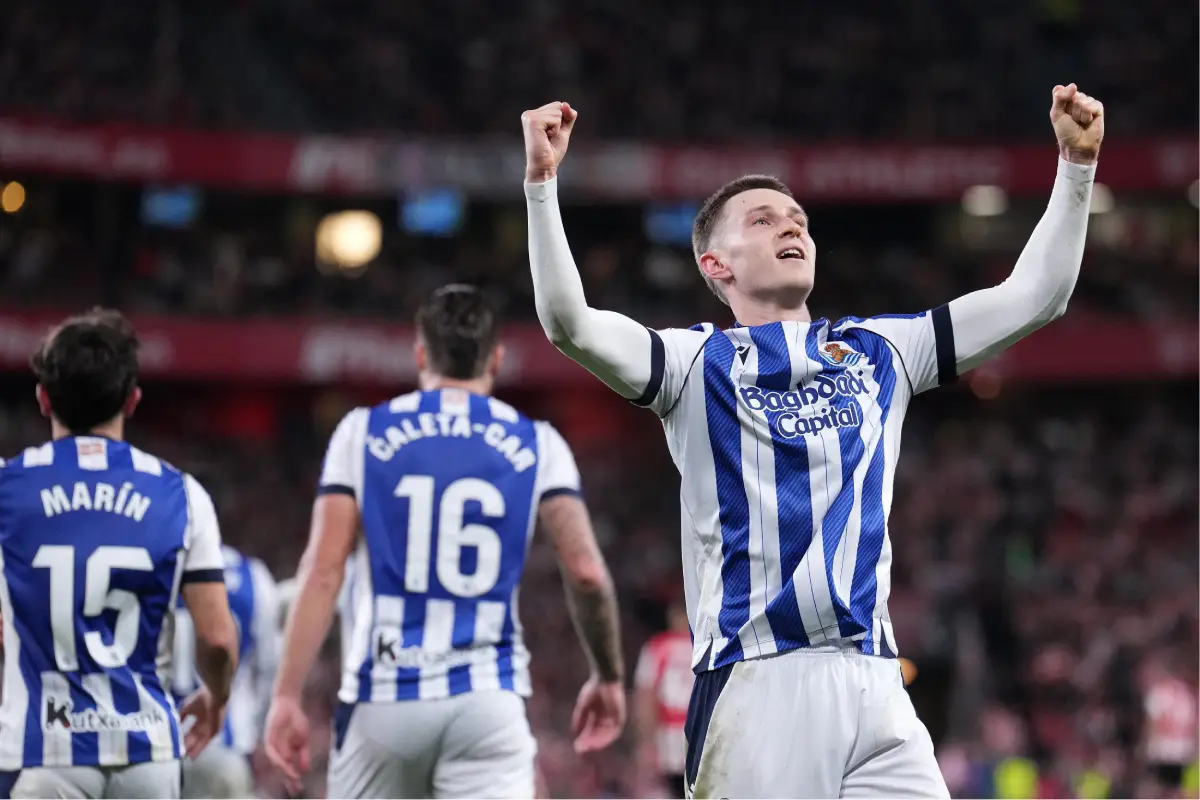 BILBAO, SPAIN - FEBRUARY 11: Benat Turrientes of Real Sociedad celebrates scoring his team's first goal during the Copa Del Rey match between Athletic Club and Real Sociedad at Estadio de San Mames on February 11, 2026 in Bilbao, Spain. (Photo by Juan Manuel Serrano Arce/Getty Images)