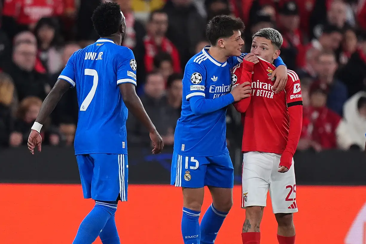 Prestianni, Güler et Vinicius Jr mardi soir (Photo by Angel Martinez/Getty Images).