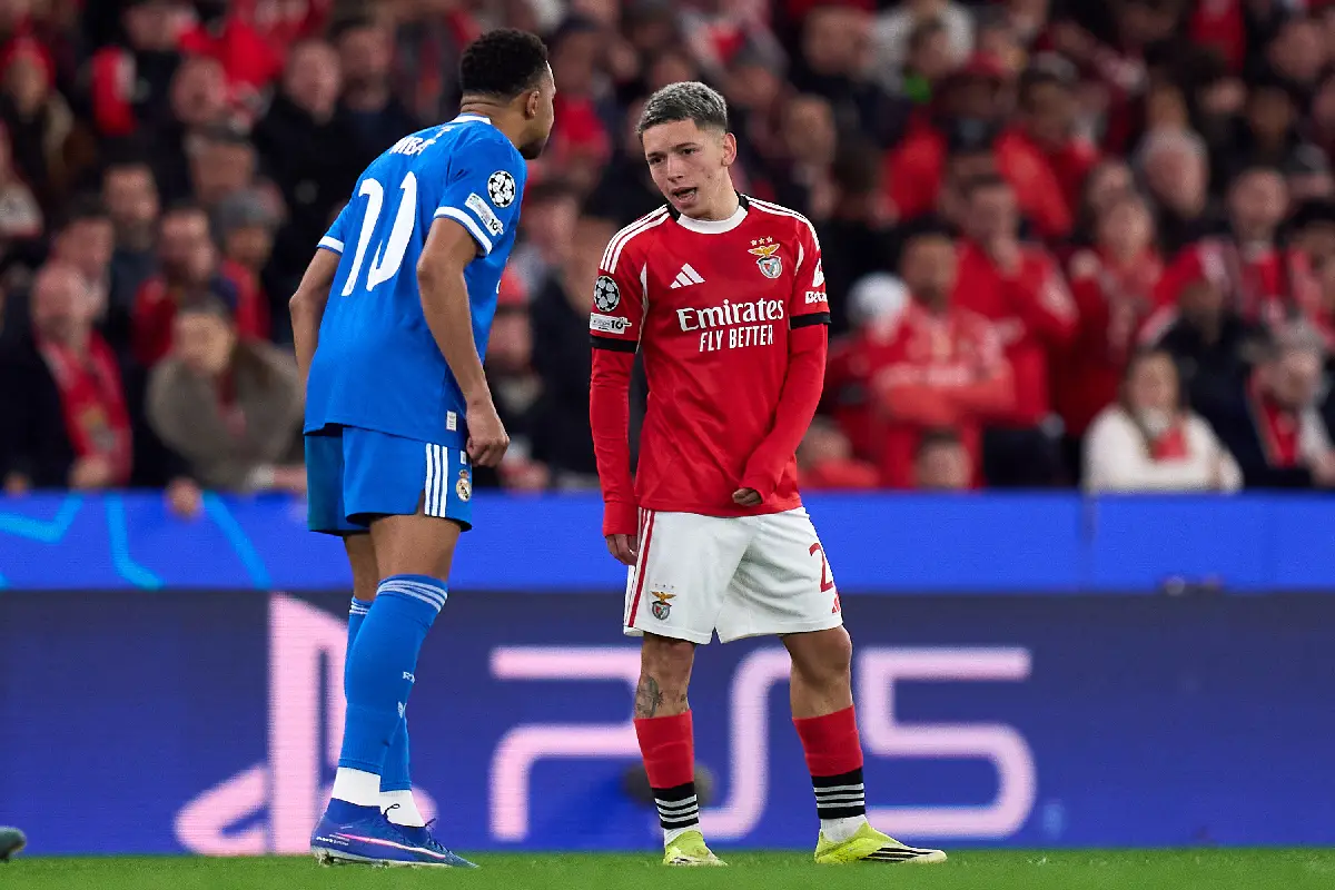 LISBON, PORTUGAL - FEBRUARY 17: Kylian Mbappe of Real Madrid speaks to Gianluca Prestianni of SL Benfica during the UEFA Champions League 2025/26 League Knockout Play-off First Leg match between SL Benfica and Real Madrid C.F. at Estadio do SL Benfica on February 17, 2026 in Lisbon, Portugal. (Photo by Angel Martinez/Getty Images)