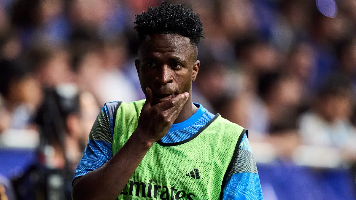 OVIEDO, SPAIN - AUGUST 24: Vinicius Jr of Real Madrid reacts during the LaLiga EA Sports match between Real Oviedo and Real Madrid CF at Carlos Tartiere on August 24, 2025 in Oviedo, Spain. (Photo by Juan Manuel Serrano Arce/Getty Images)