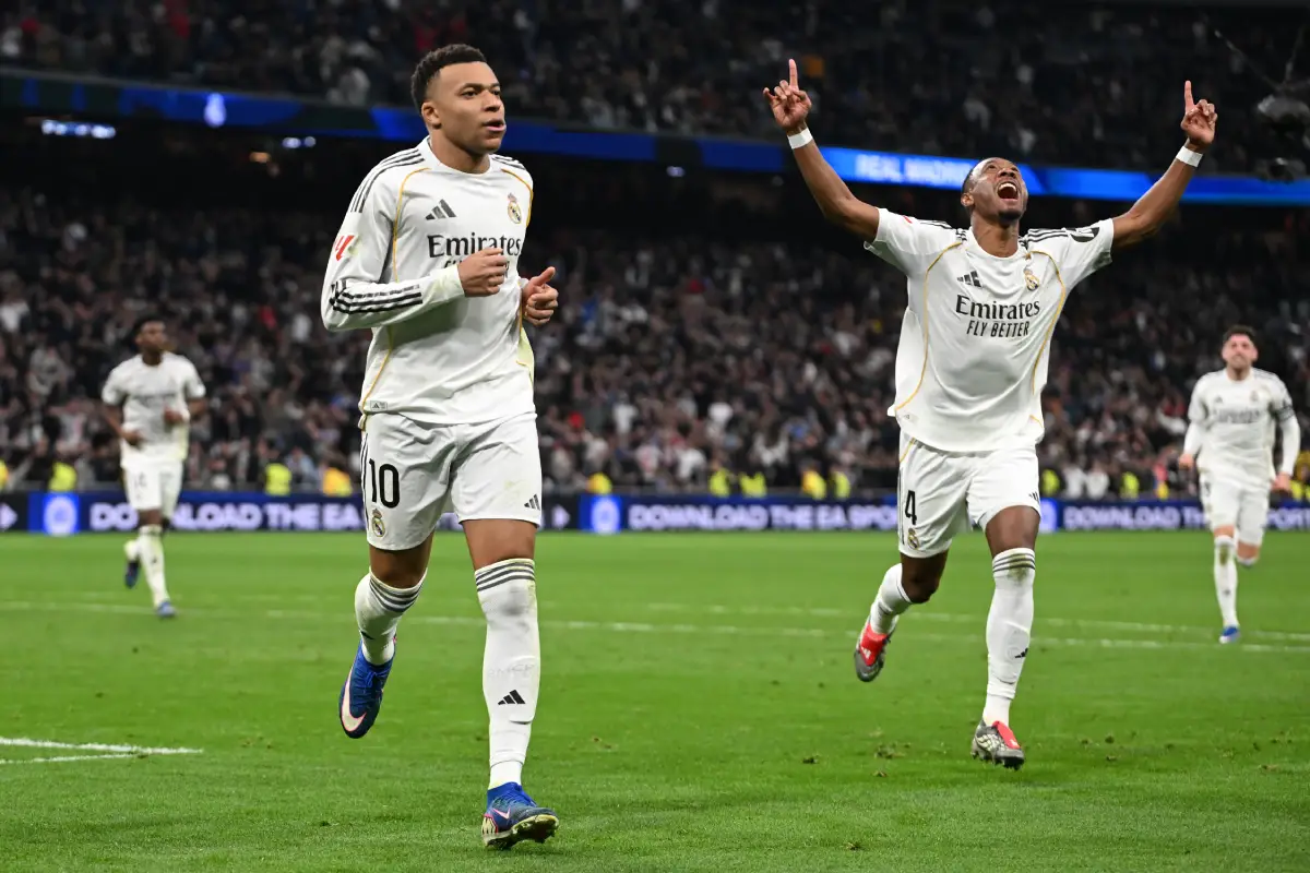 MADRID, SPAIN - FEBRUARY 01: Kylian Mbappe of Real Madrid celebrates scoring his team's second goal from a penalty kick during the LaLiga EA Sports match between Real Madrid CF and Rayo Vallecano de Madrid at Estadio Santiago Bernabeu on February 01, 2026 in Madrid, Spain. (Photo by Denis Doyle/Getty Images)