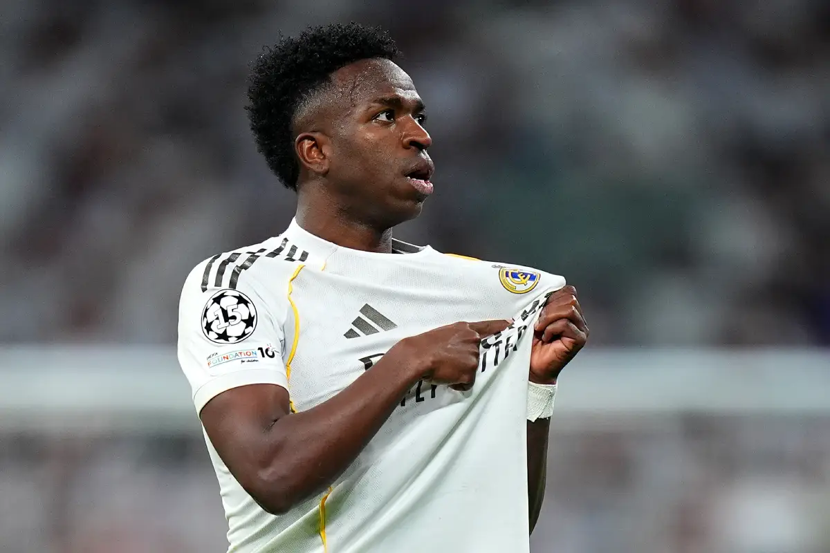 MADRID, SPAIN - FEBRUARY 25: Vinicius Junior of Real Madrid celebrates scoring his team's second goal during the UEFA Champions League 2025/26 League Knockout Play-off Second Leg match between Real Madrid C.F. and SL Benfica at Estadio Santiago Bernabeu on February 25, 2026 in Madrid, Spain. (Photo by Angel Martinez/Getty Images)