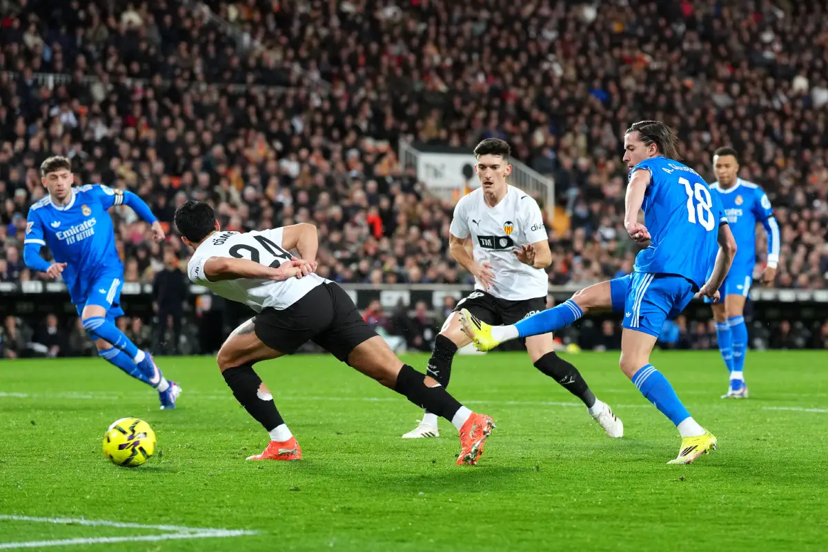VALENCIA, SPAIN - FEBRUARY 08: Alvaro Carreras of Real Madrid scores his team's first goal during the LaLiga EA Sports match between Valencia CF and Real Madrid CF at Estadi de Mestalla on February 08, 2026 in Valencia, Spain. (Photo by Aitor Alcalde/Getty Images)