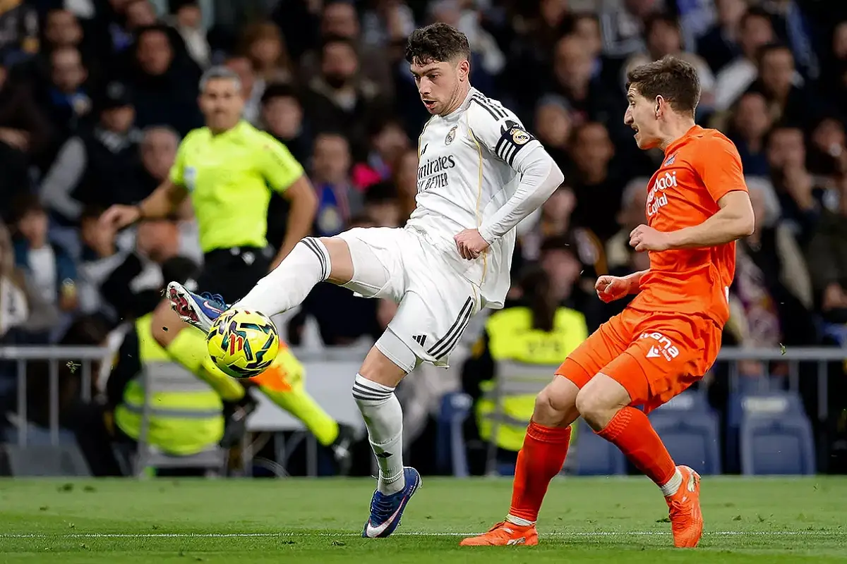 Valverde retrouve ses ailes et envoie un message fort (realmadrid.com)