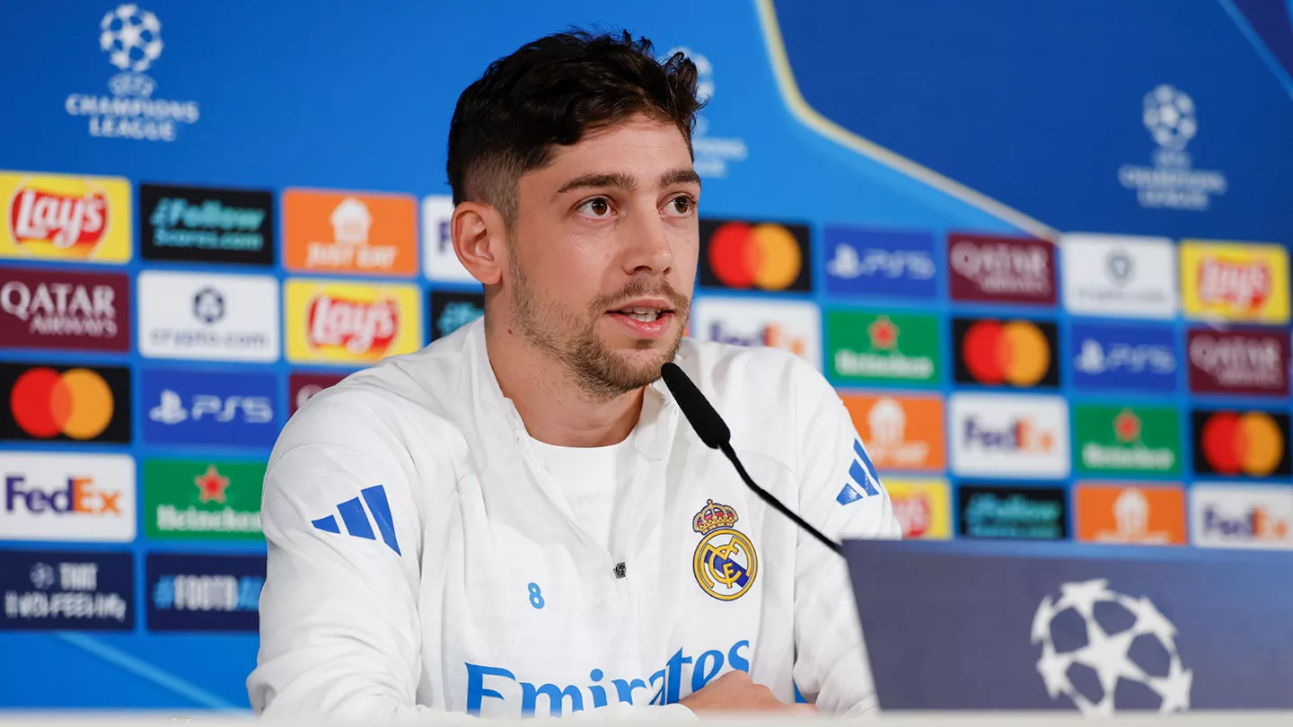 Valverde en conférence de presse